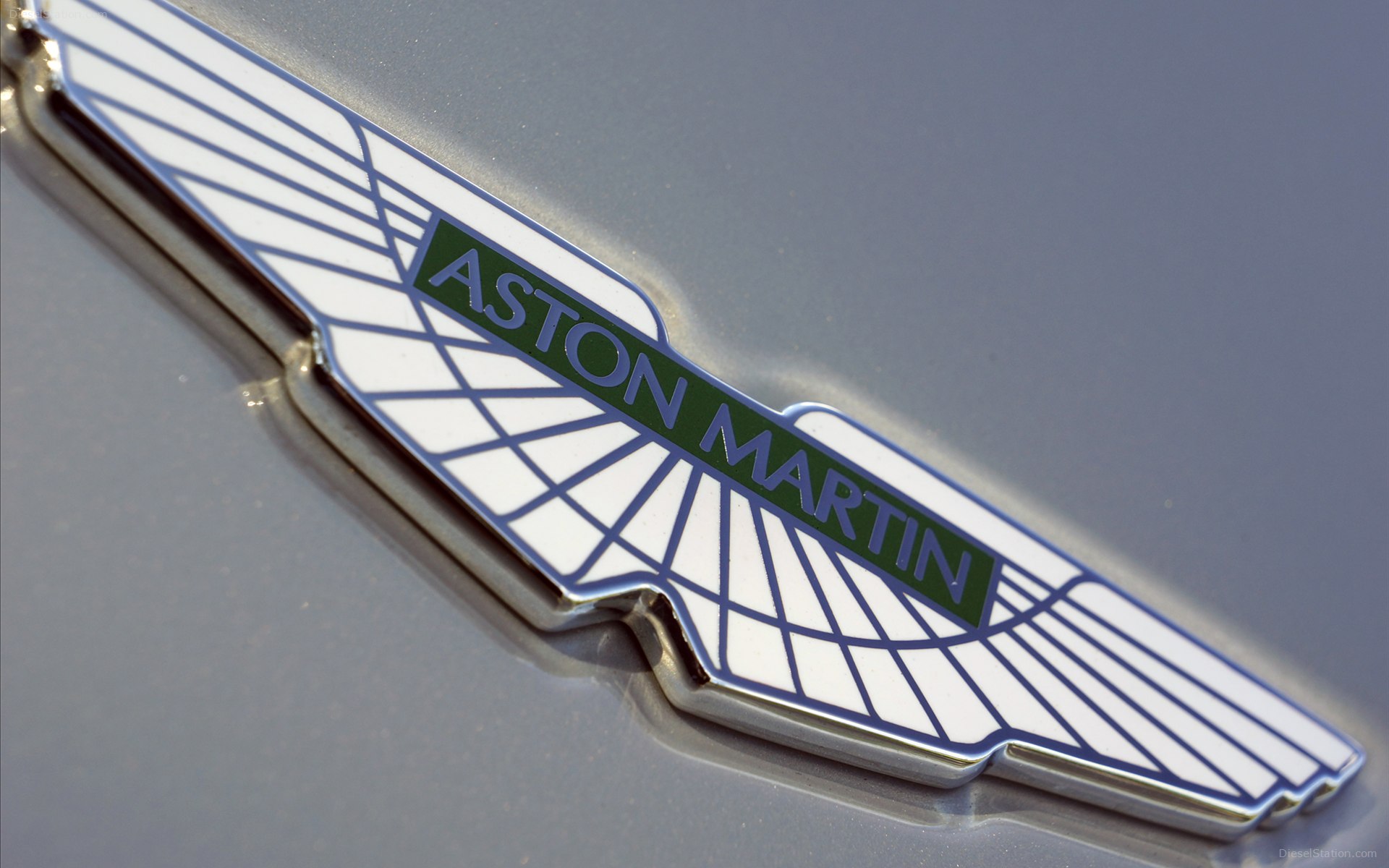 Aston Martin DB9 2013